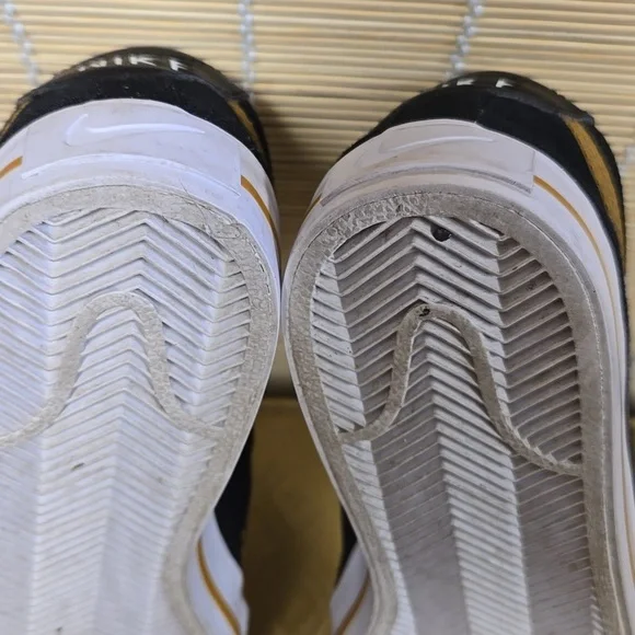 Nike Court Legacy Animal Print Slip-On Shoes - Picture 10 of 11